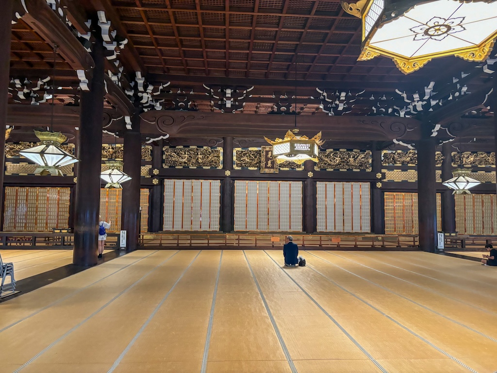 Higashi Hogan-ji